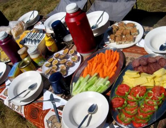 What to Eat on Kilimanjaro: Your Complete Food Guide for a Successful Trek in 2025/2026