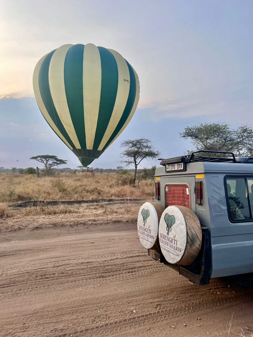 4 day family safari hot air balloon over Serengeti